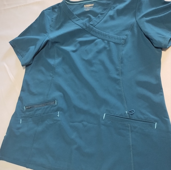 Scrub shirt Medium - Picture 1 of 6